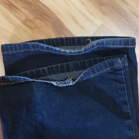 Signature by Levi Strauss at waist bootcut dark wash denim jeans Size 14 - Picture 2 of 8